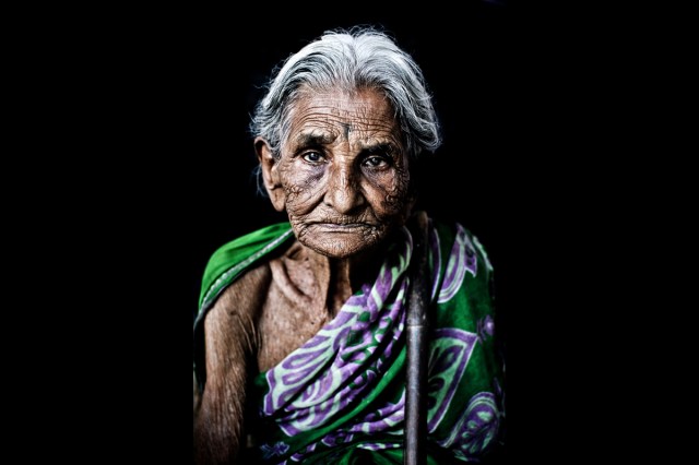 aaya-grand-mother-tamil-portrait-delhi-india-nikon-d3000-35mm-rahul-karan